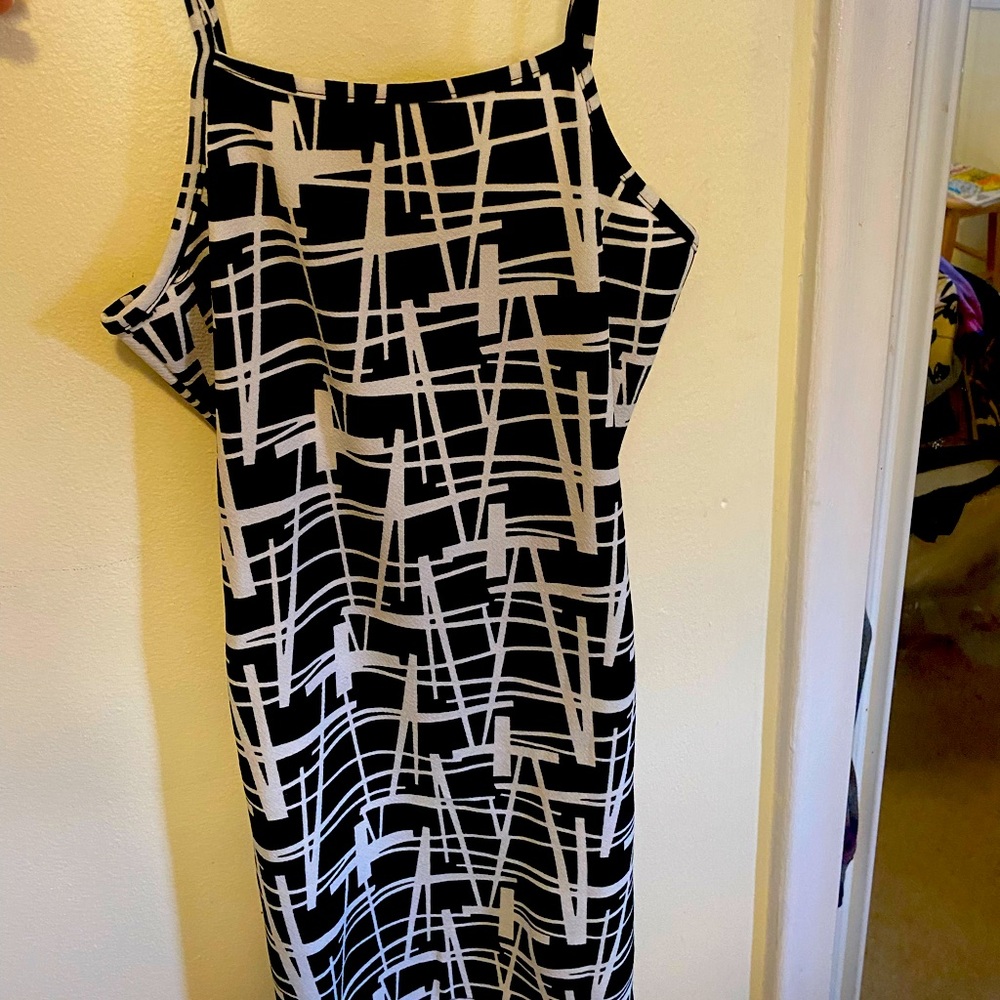 Black&white body dress